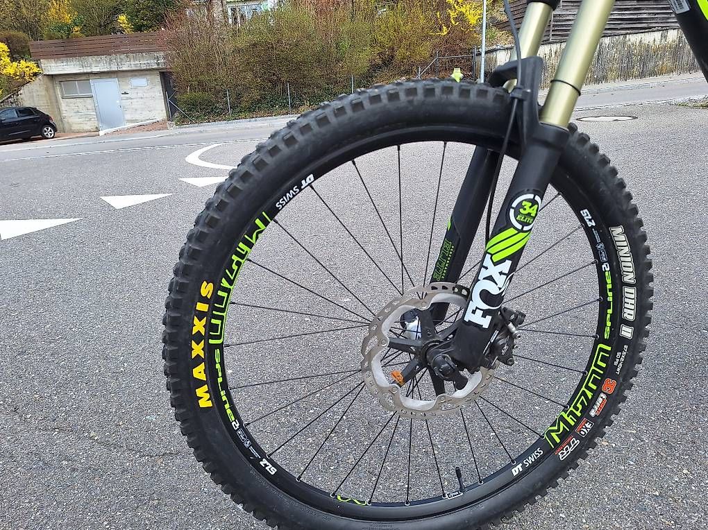 Stevens Biciclette: Stevens Whaka 27.5" Fully  Top Zustand  Fox / XTR – Usato da Pfäffikon ZH venduto da Aqualung 1