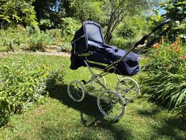 Hesba Kinderwagen in super Zustand