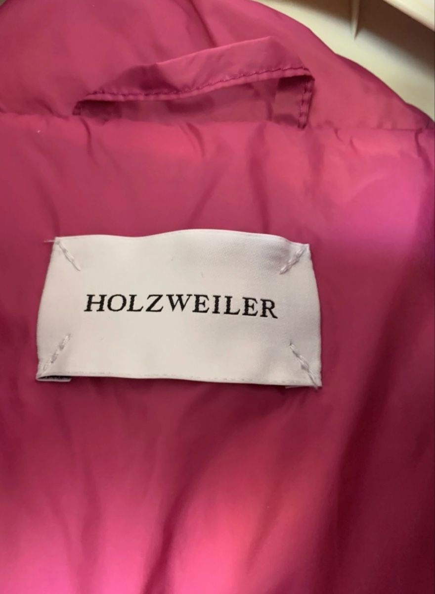 Holzweiler Jacken: Holzweiler Pink Puffer Jacket – Gebraucht aus Dietikon von dom_pvq5 1