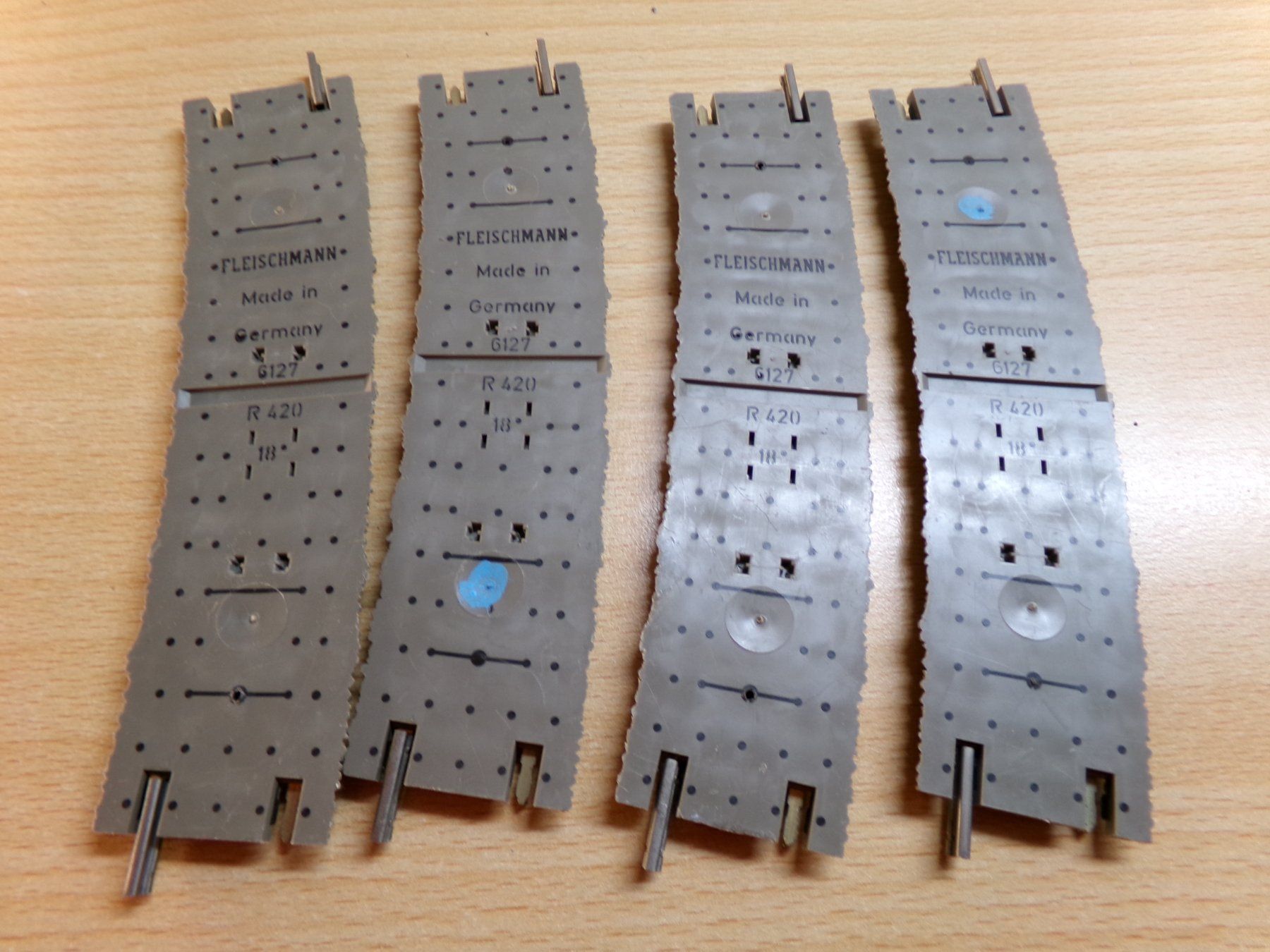 Fleischmann Modellini di ferrovie: Fleischmann H0 Profigleis 4x6127 – Usato da Hombrechtikon venduto da Se9 3