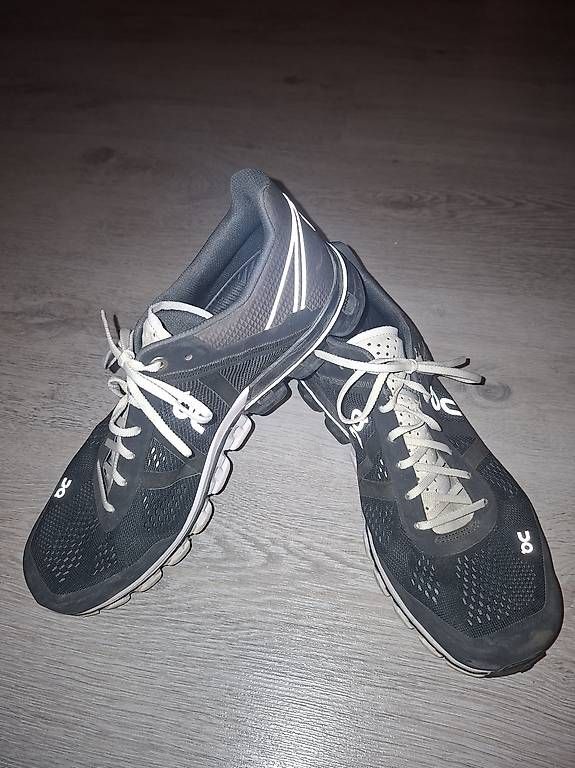 Scarpe da donna: On Schuhe (40) – Usato da Luzern venduto da sutterli