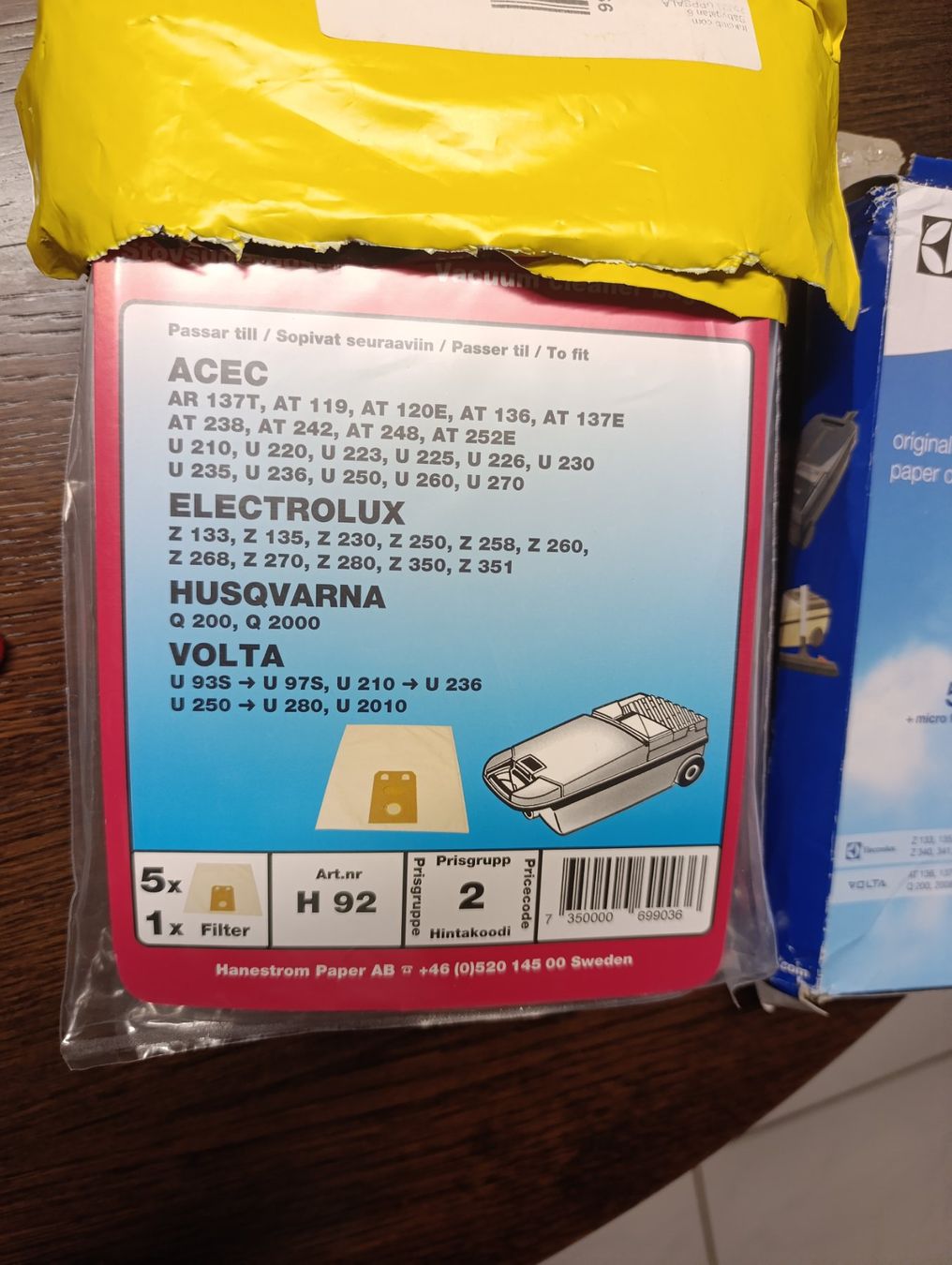 Electrolux Aspirapolveri & Accessori: Electrolux Staubsauger Filter, neu und originalverpackt – Usato da Aarberg venduto da Totemegerli