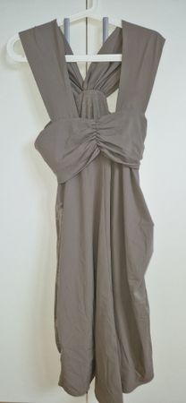 Robe 2026 imprimé floral taille 2 bon état