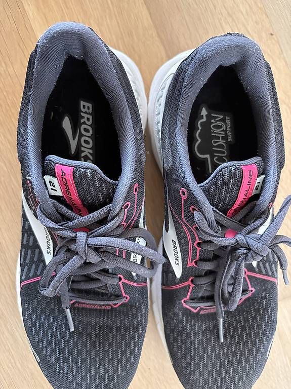 Damenschuhe: Brooks Laufschuhe  – Gebraucht aus Dübendorf von sop_yl9x 3