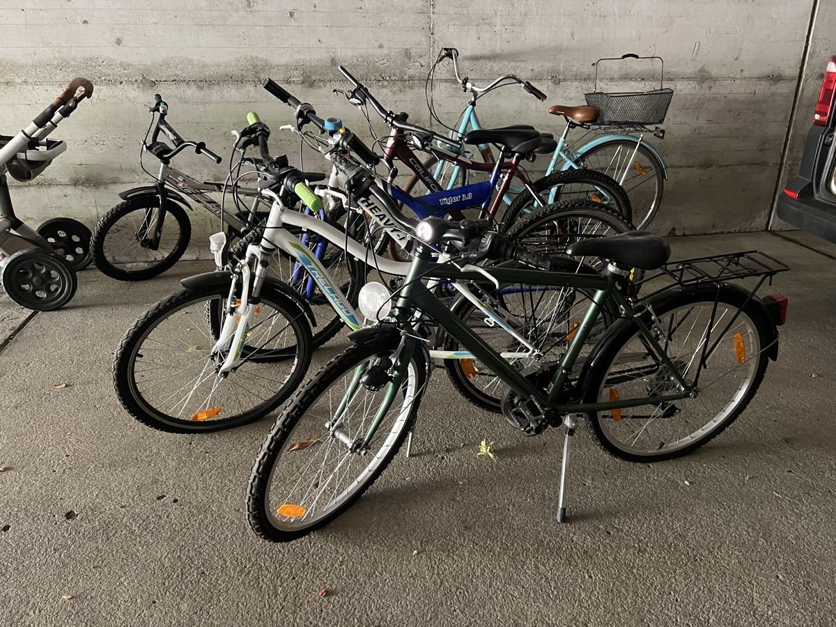 Biciclette: Fahrräder, Kickboard, Scooter, Rollbrett – Usato da Gipf-Oberfrick venduto da rschaerer1 1