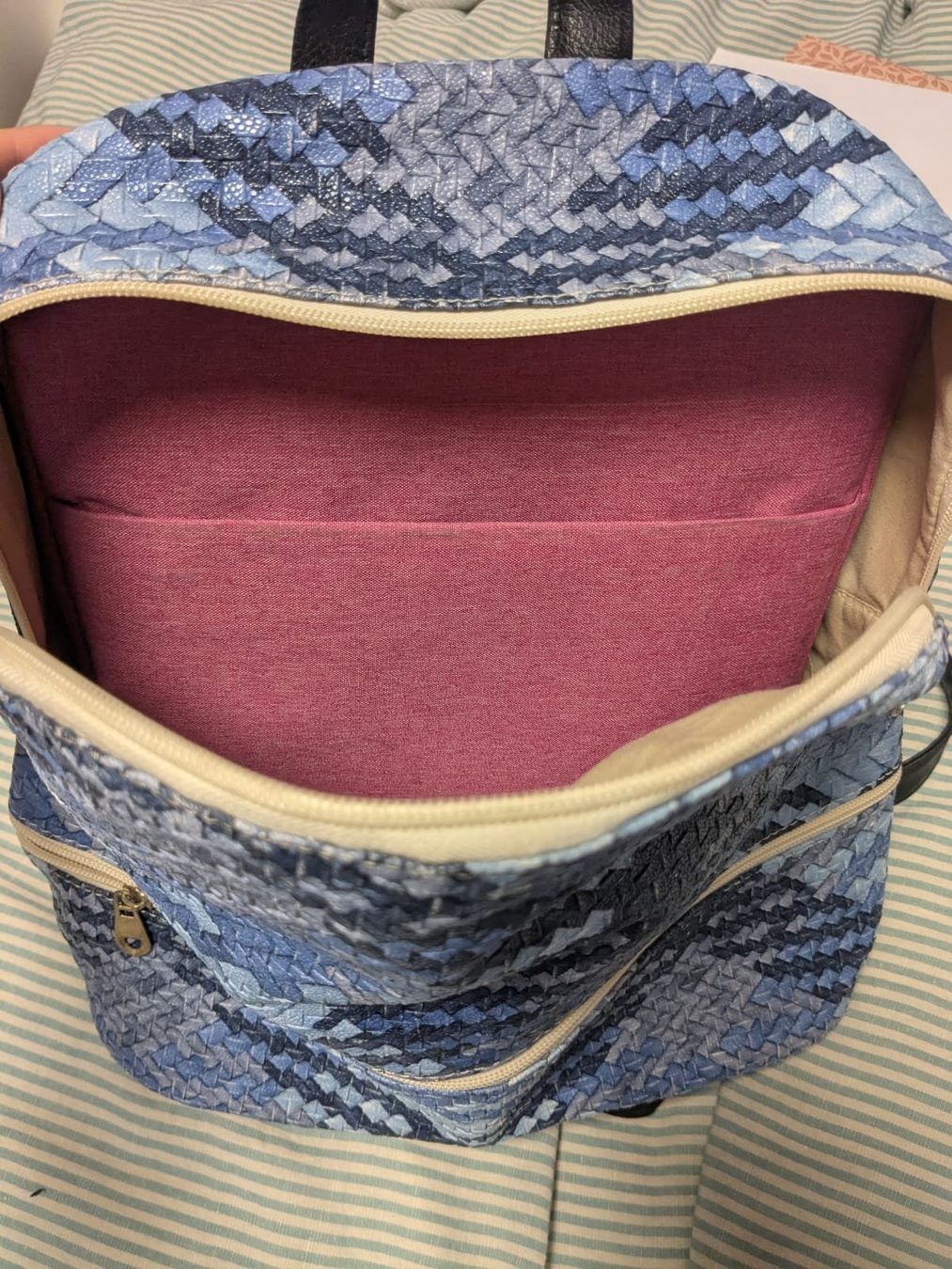 Zaini: Modischer Rucksack mit viel Stauraum – Usato da Buchs SG venduto da Brigitte-Noemi 8