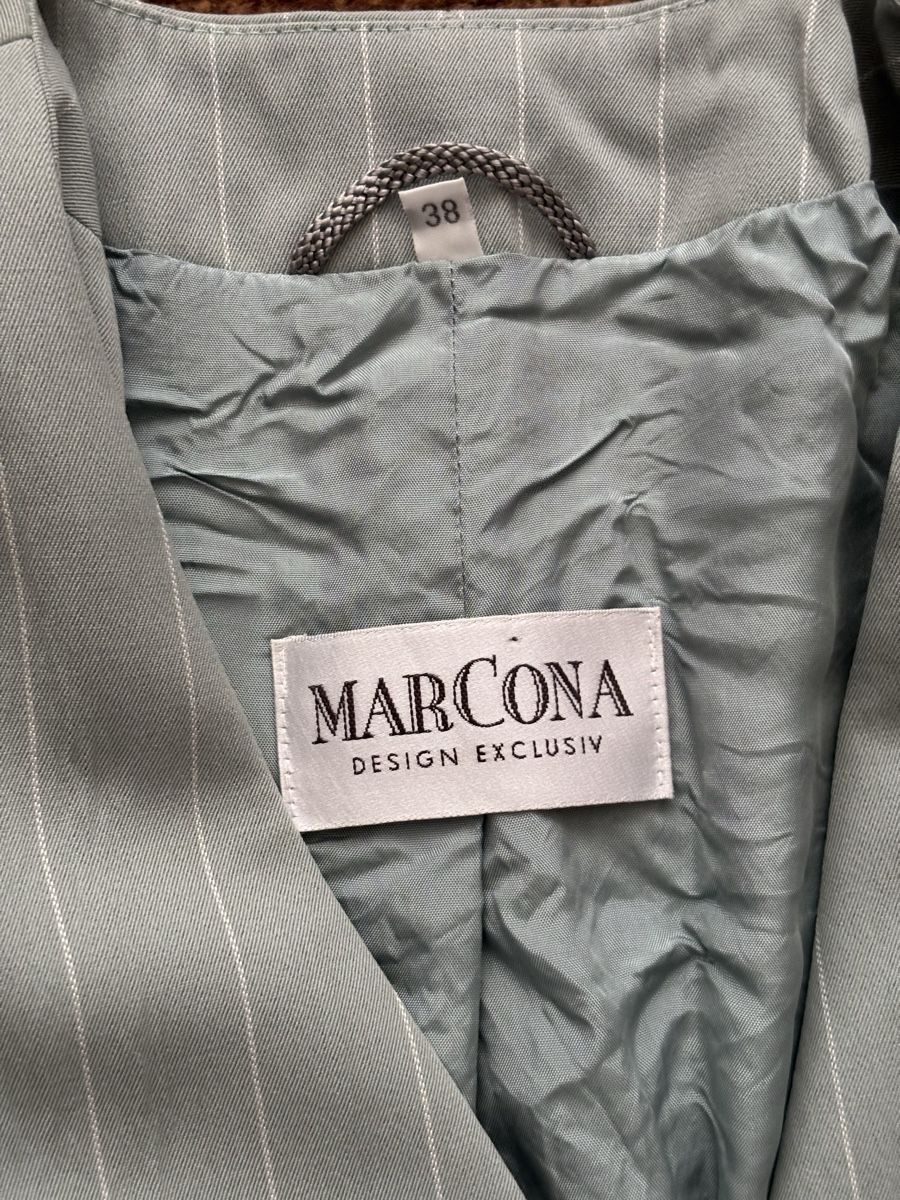 Completi: Suit – Nuovo (secondo la descrizione) da Genève venduto da Second_Hand_Ch 2