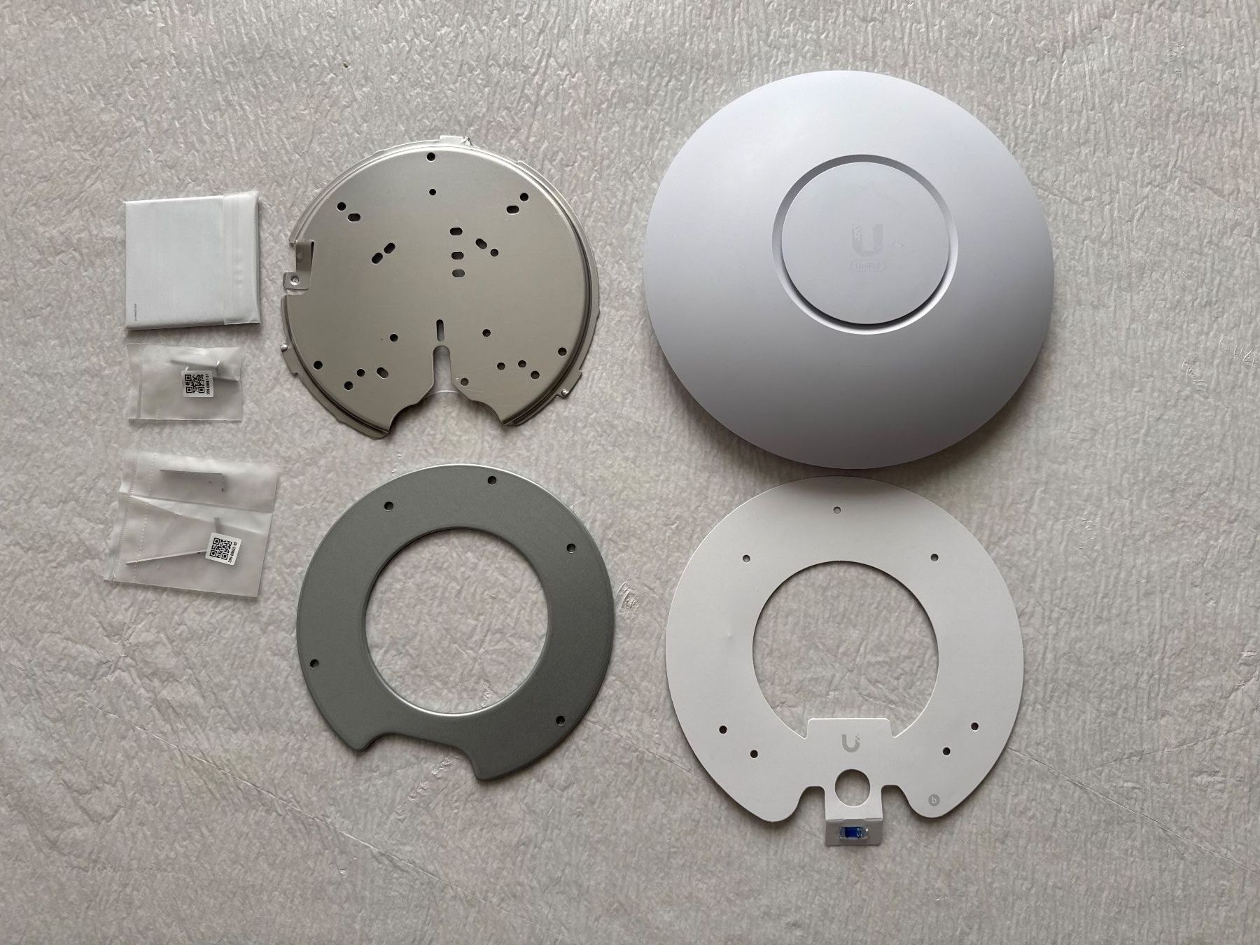 Wlan: unifi 6 Enterprise Access Point – Gebraucht aus Luzern von Firefigther 2