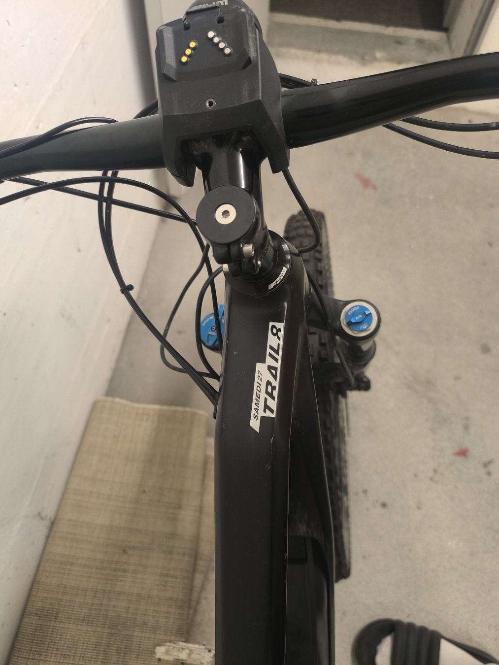Moustache Biciclette: mustache Samedi 27 – Difettoso da Adliswil venduto da uri_qds7 4