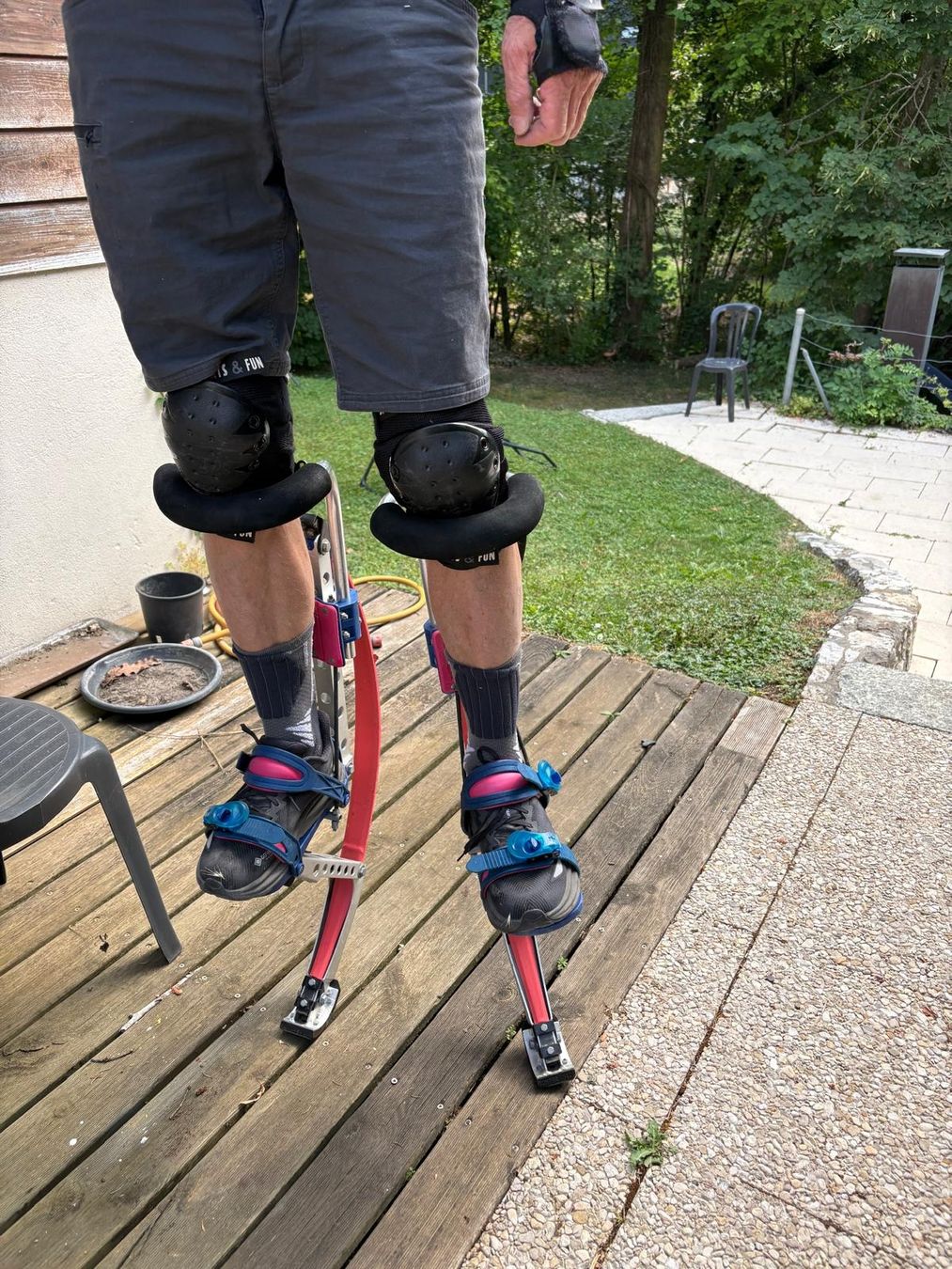 Spielzeuge: Échasses, bottes de sept lieux. – Gebraucht aus Troinex von Skippy3 2