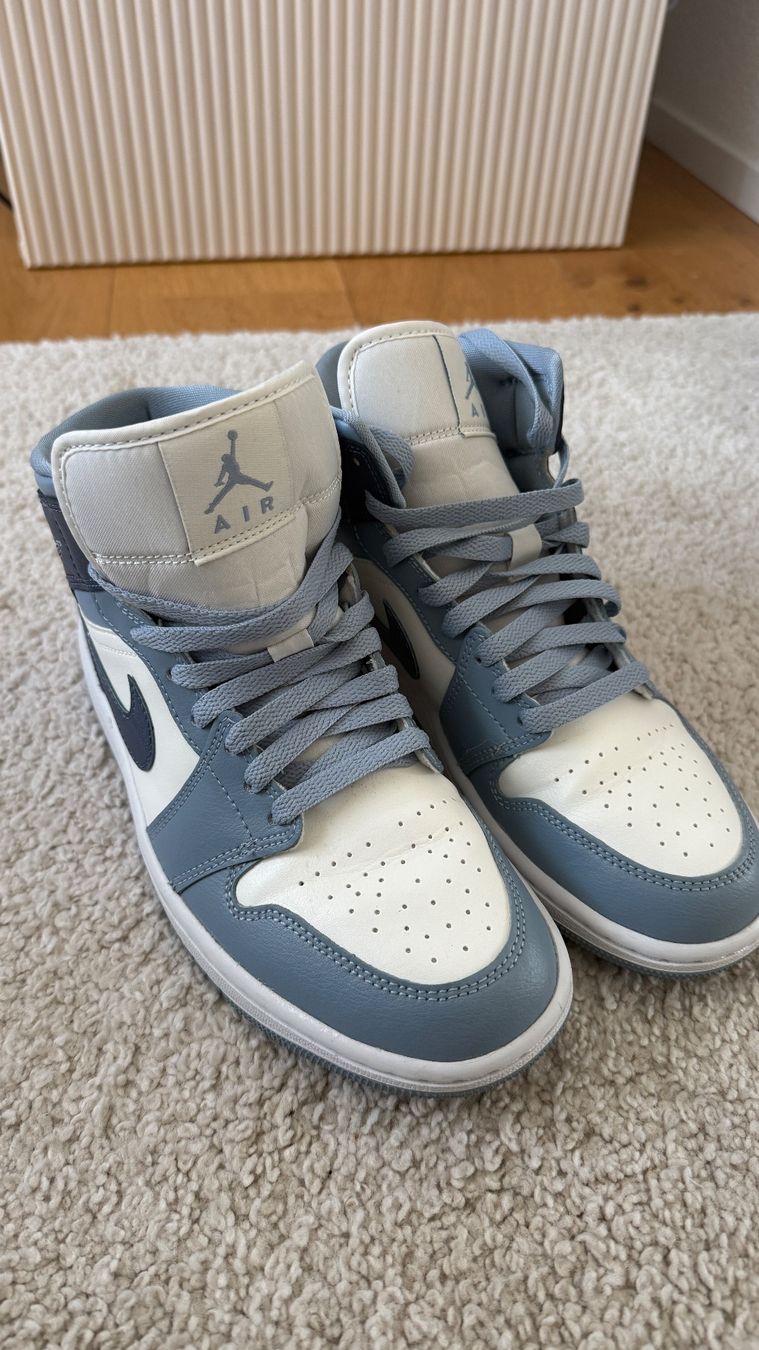 Jordan Scarpe da donna: Jordans blau neu – Nuovo (secondo la descrizione) da Wil SG venduto da jul_kt7d