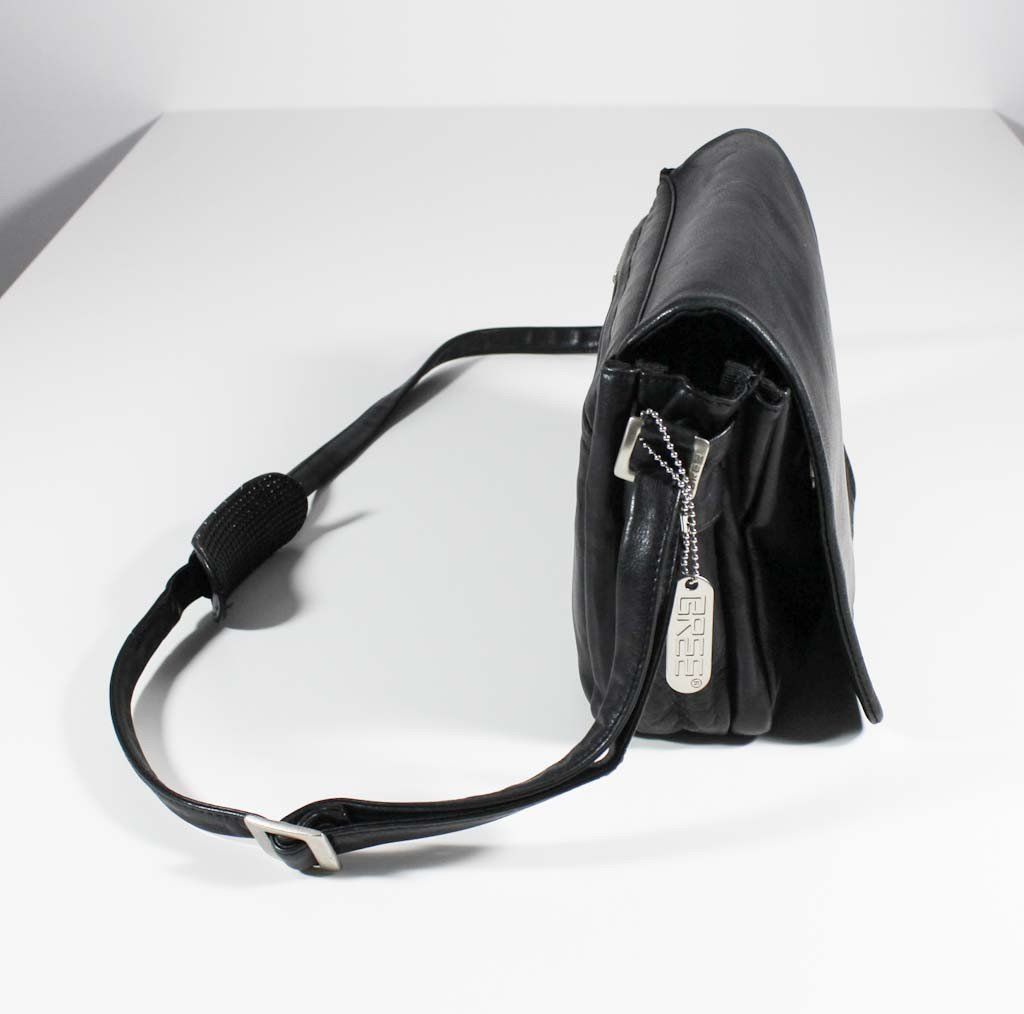 Bree Borse da donna: BREE Leder Umhängetasche – Usato da Belp venduto da caramel-secondhand 1