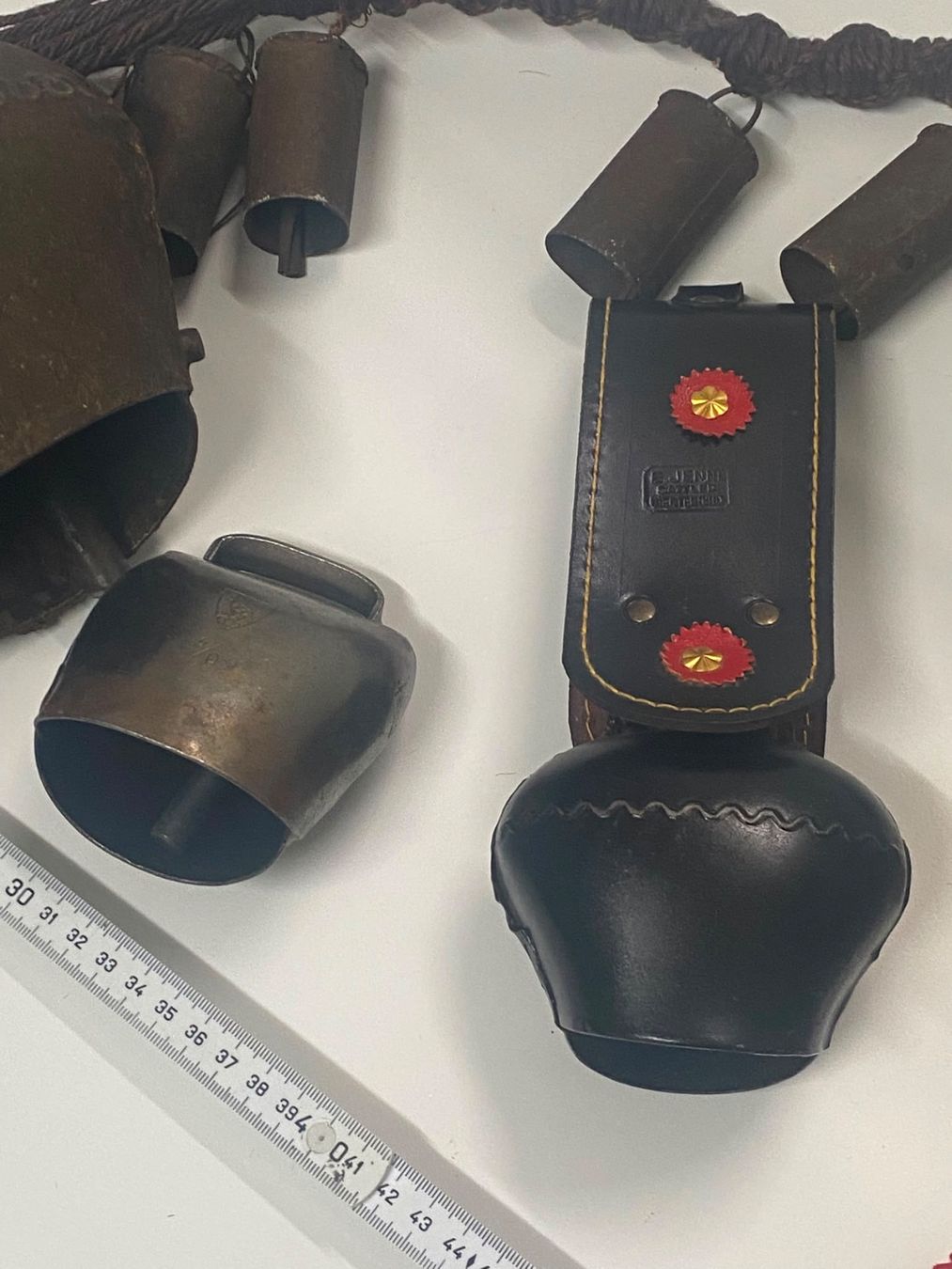 Campanacci mucche: Grosses LOT alte Glocken Kuhglocken – Usato da Dübendorf venduto da lan1808 7