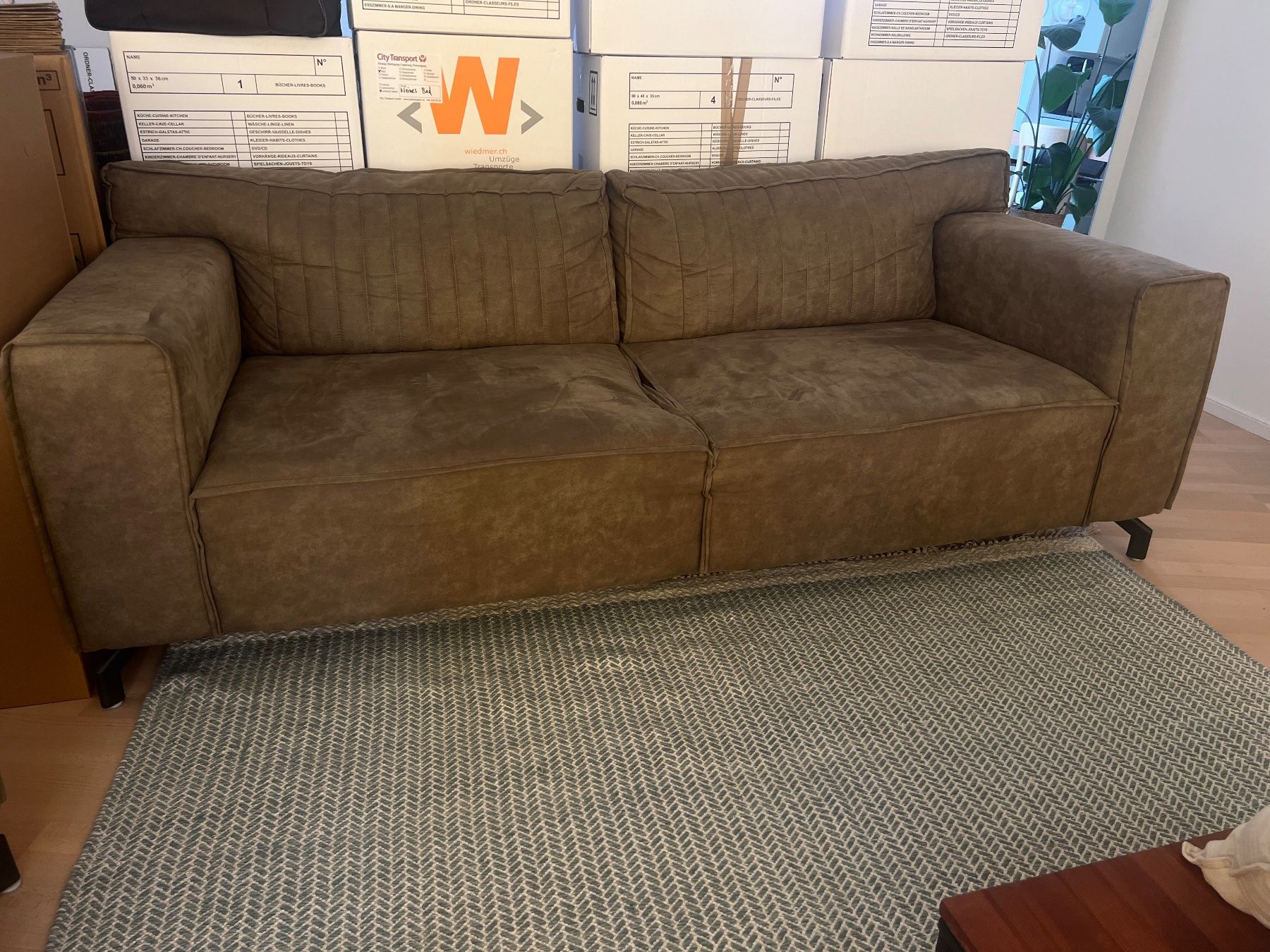 Divani: Zwei schöne Sofas in Beige – Usato da Killwangen venduto da leoleoleoleoleo 2
