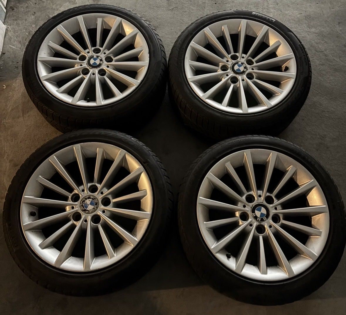 Pneumatici & Ruote complete: Original BMW Alufelgen 17 Zoll – E90 E91 E92 E93 – Usato da Niederuzwil venduto da Younow