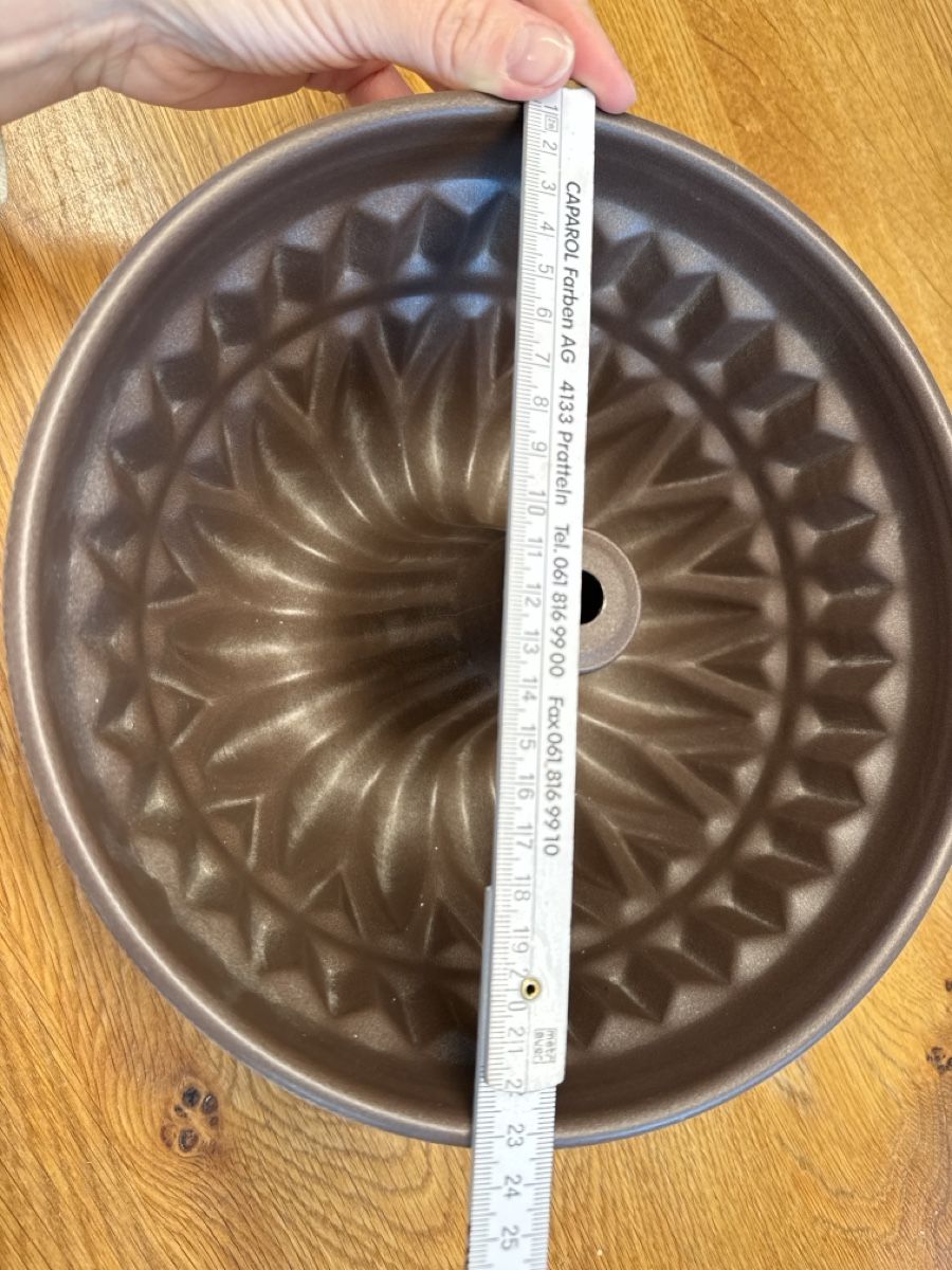 Teglie da forno: Gugelhupf Backform Kuchen – Usato da Niederbüren venduto da Oetschli 7