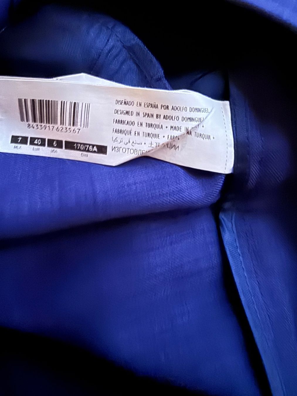 Pantalons: ADOLFO DOMINGUEZ DAMENHOSE – D'occasion à Zürich par flo_7cvq 2