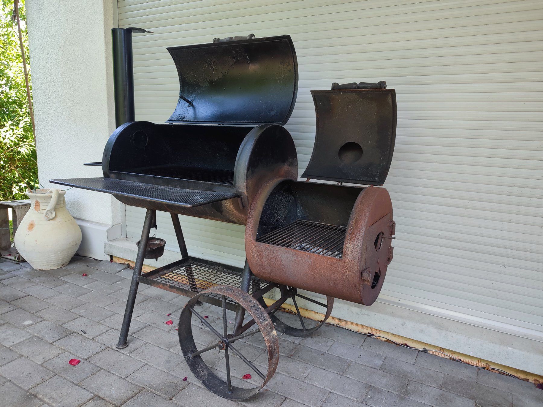 Texas Ranger Griglie: Massiver BBQ Smoker "Texas Ranger" – Usato da Maur venduto da Oechslma