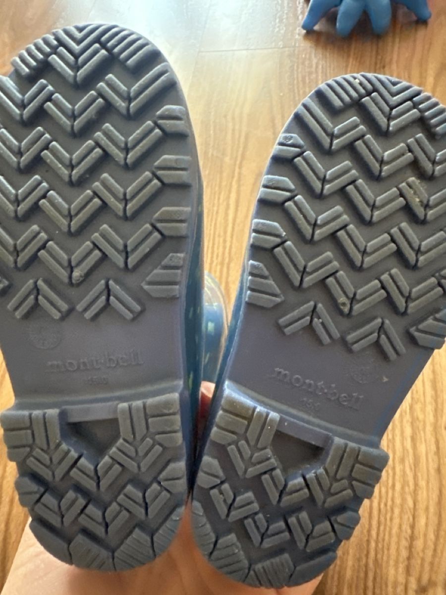 Scarpe per ragazzi: Montbell regenschuhe kinder 24 – Usato da Zermatt venduto da katytesunshine 2
