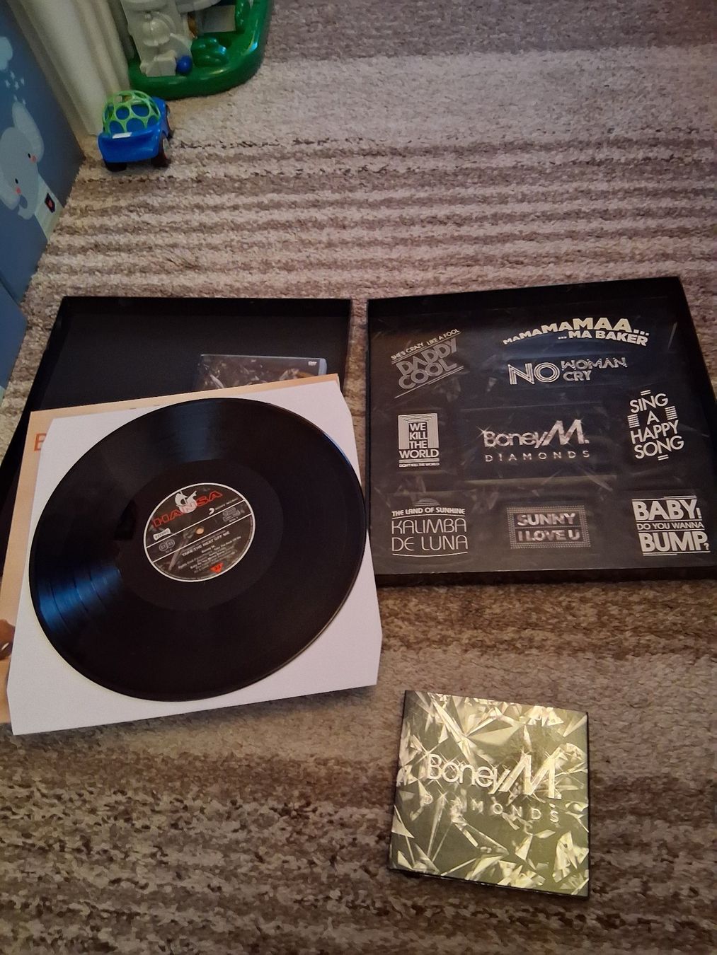 Dischi in vinile: Boney M. Diamonds- Édition Limitée- CD/Vinyle/DVD – Nuovo (secondo la descrizione) da Aigle venduto da Marcagapit 4