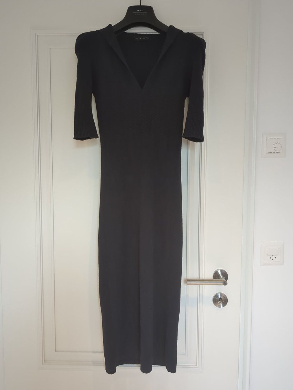 Tara Jarmon Vestiti: Robe Tara Jarmon – Usato da Grueningen venduto da t.campanella