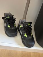 Nike Air Schuhe Grösse 27! Wie Neu…gekauft in Spanien. 🇪🇸