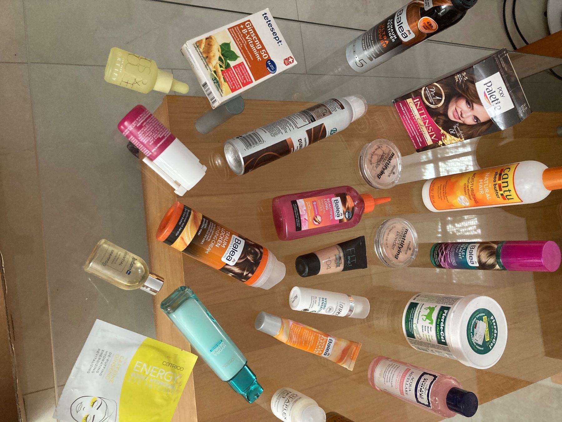 Douches: Kosmetik Chrüsimüsi – D'occasion à Oberhasli par IsmailRammal 7