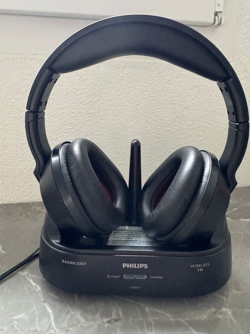 Philips Kopfhörer: Cuffie wireless Philips SHC8575 – Gebraucht aus Gordevio von turi6672