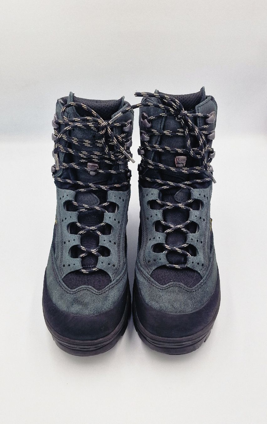 Lowa Damenschuhe: Lowa Wanderschuhe Gore-Tex Grösse 40 – Gebraucht aus Affeltrangen von Szafaoli 4