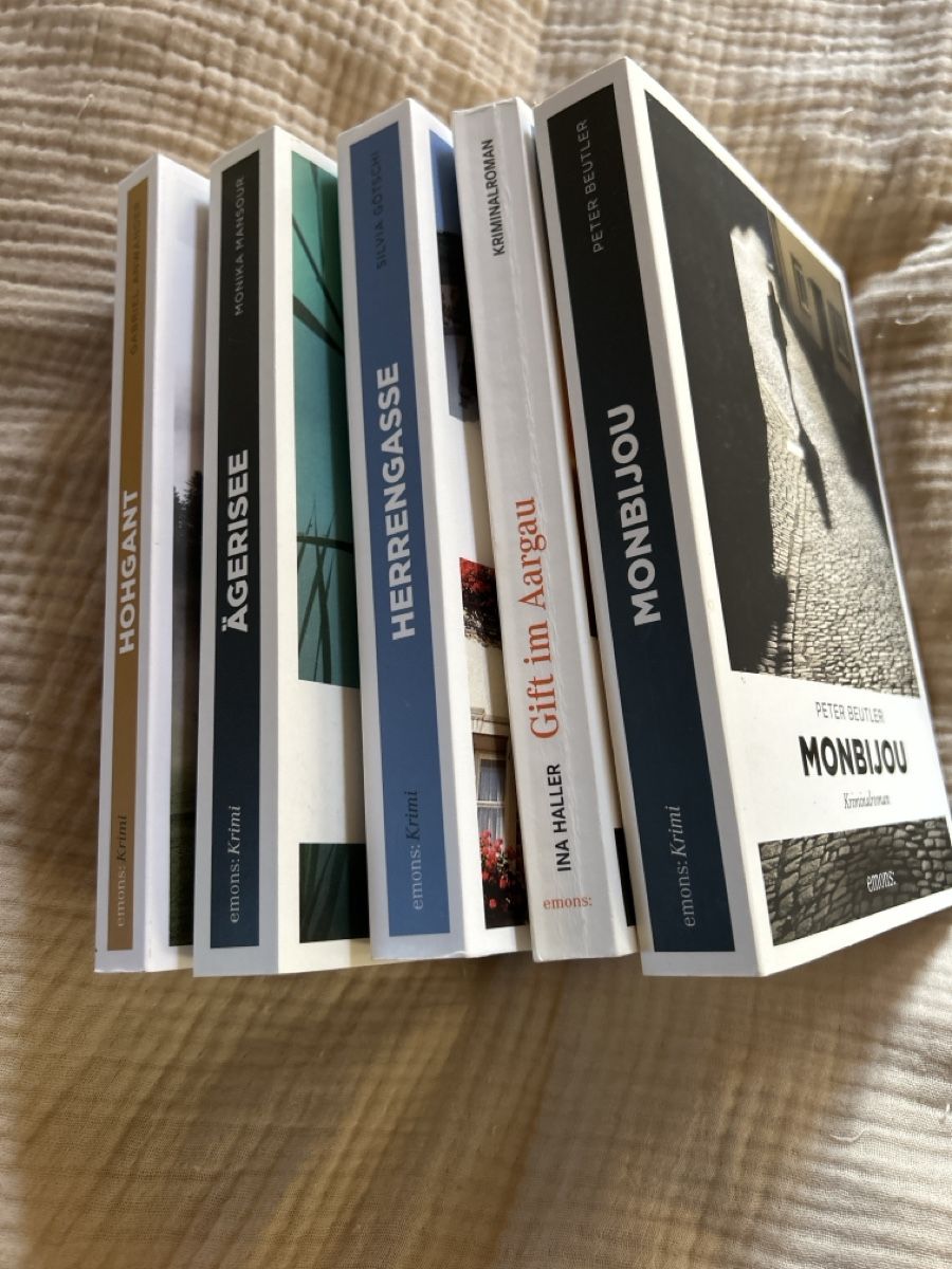 Libri: 5 Schweizer Krimis - Emons Verlag – Usato da densbüren venduto da Oldaden 7