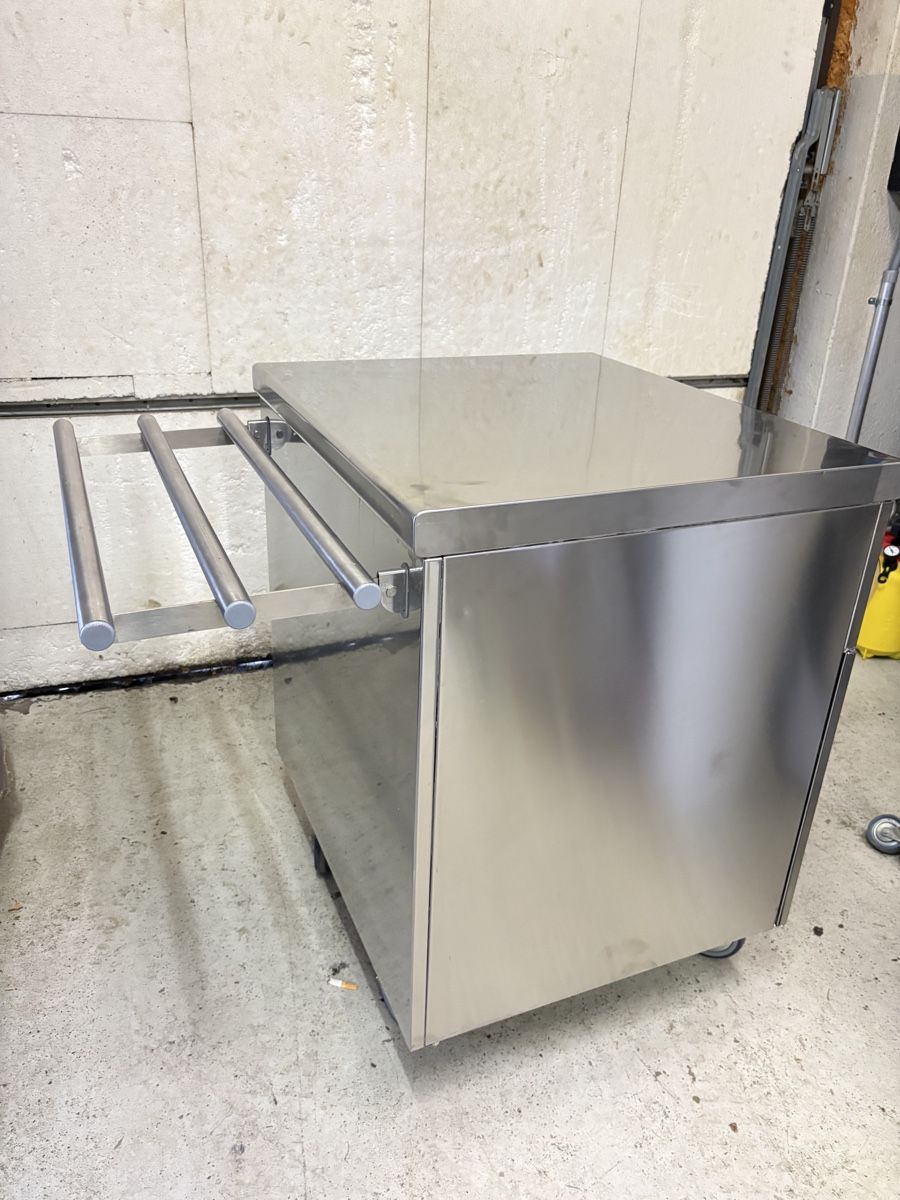 Cucine complete: Gastro Möbel  – Usato da Buchs AG venduto da imar82 2