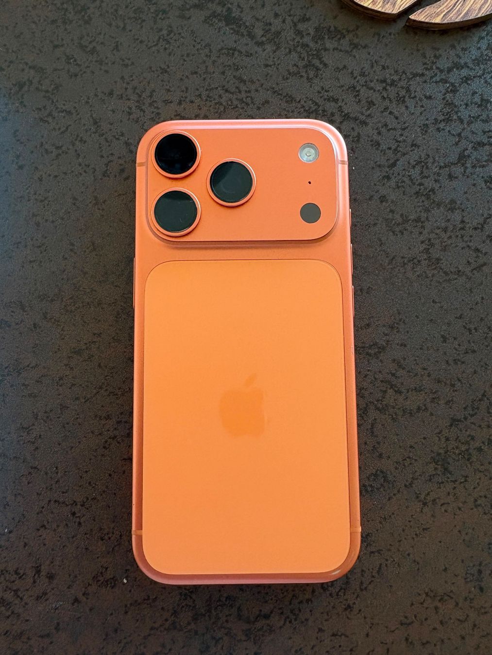 Apple Telefoni cellulari / Smartphones: Apple iPhone 17 Pro - Cosmic Orange 256GB – Usato da Spreitenbach venduto da Alby_ 6