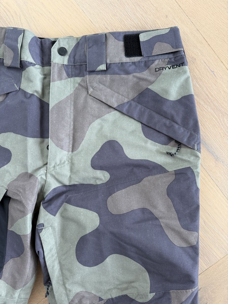 Skis: North Face Freedom Insulated Ski Pants - Size M – Gebraucht aus Hergiswil NW von jaybee27 2