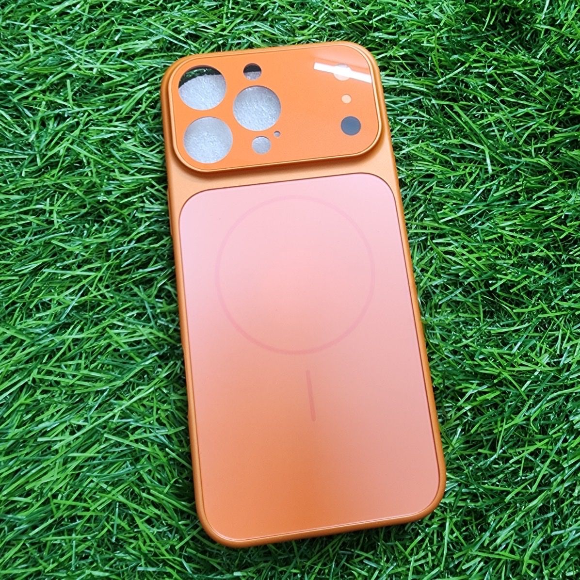Apple Cover & Protezioni schermo: iPhone 15 Pro Max Hülle – Nuovo e nell'imballaggio originale da Winterthur venduto da danyar_1