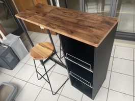 Bar Tisch mit Hocker Holzoptik Schwarz Metallgestell