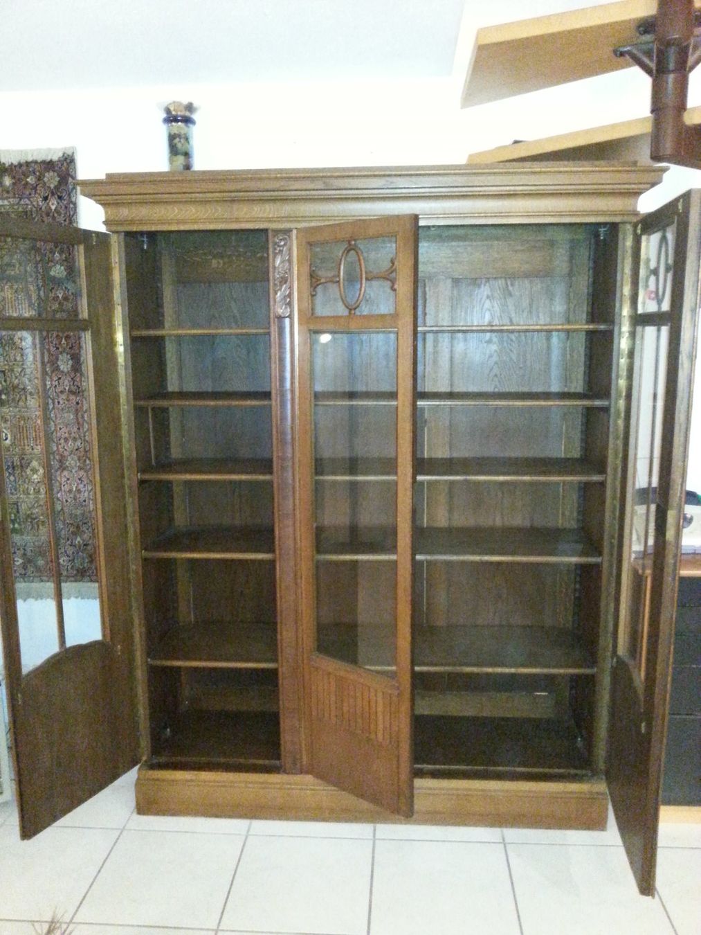 Vitrines: Elegante Stilvitrine – D'occasion à Zürich par Jurgis 2