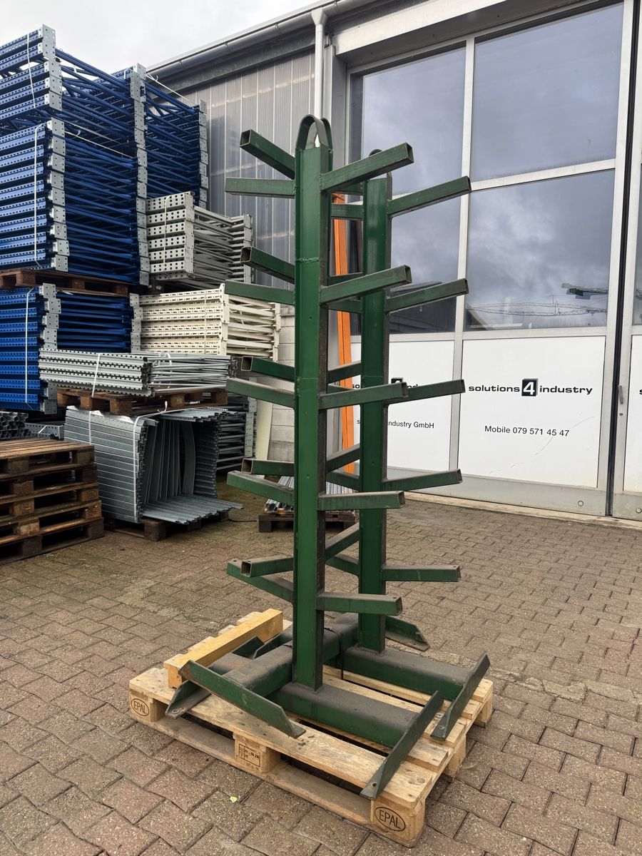 Scaffali: Kragarmständer / Langgutständer / Kragarmregal – Usato da Niederuzwil venduto da Solutions4industry