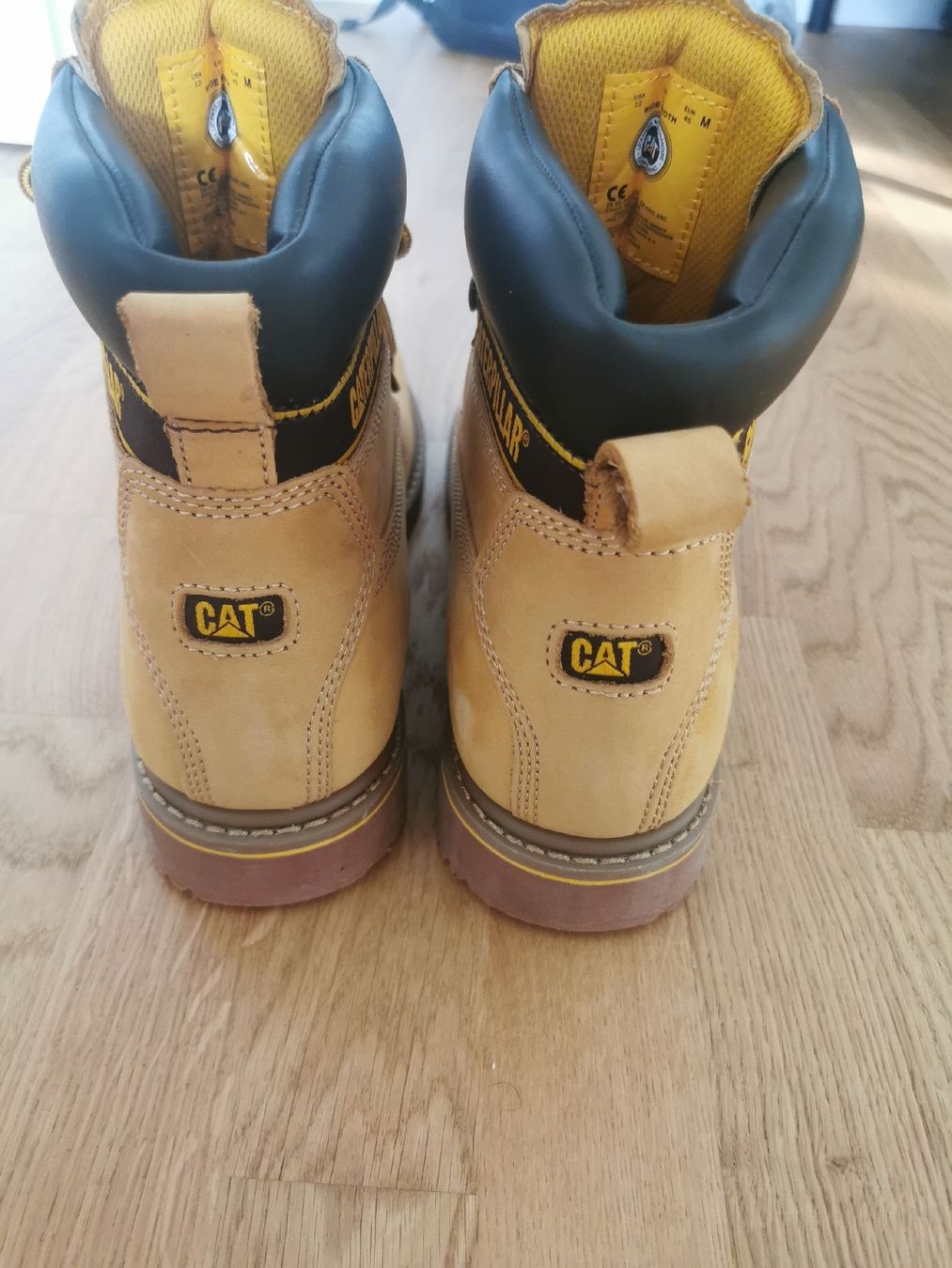 Caterpillar Scarpe da uomo: CAT Boots Caterpillar Grösse 45 neue – Nuovo (secondo la descrizione) da Bern venduto da ged_ffx9 1