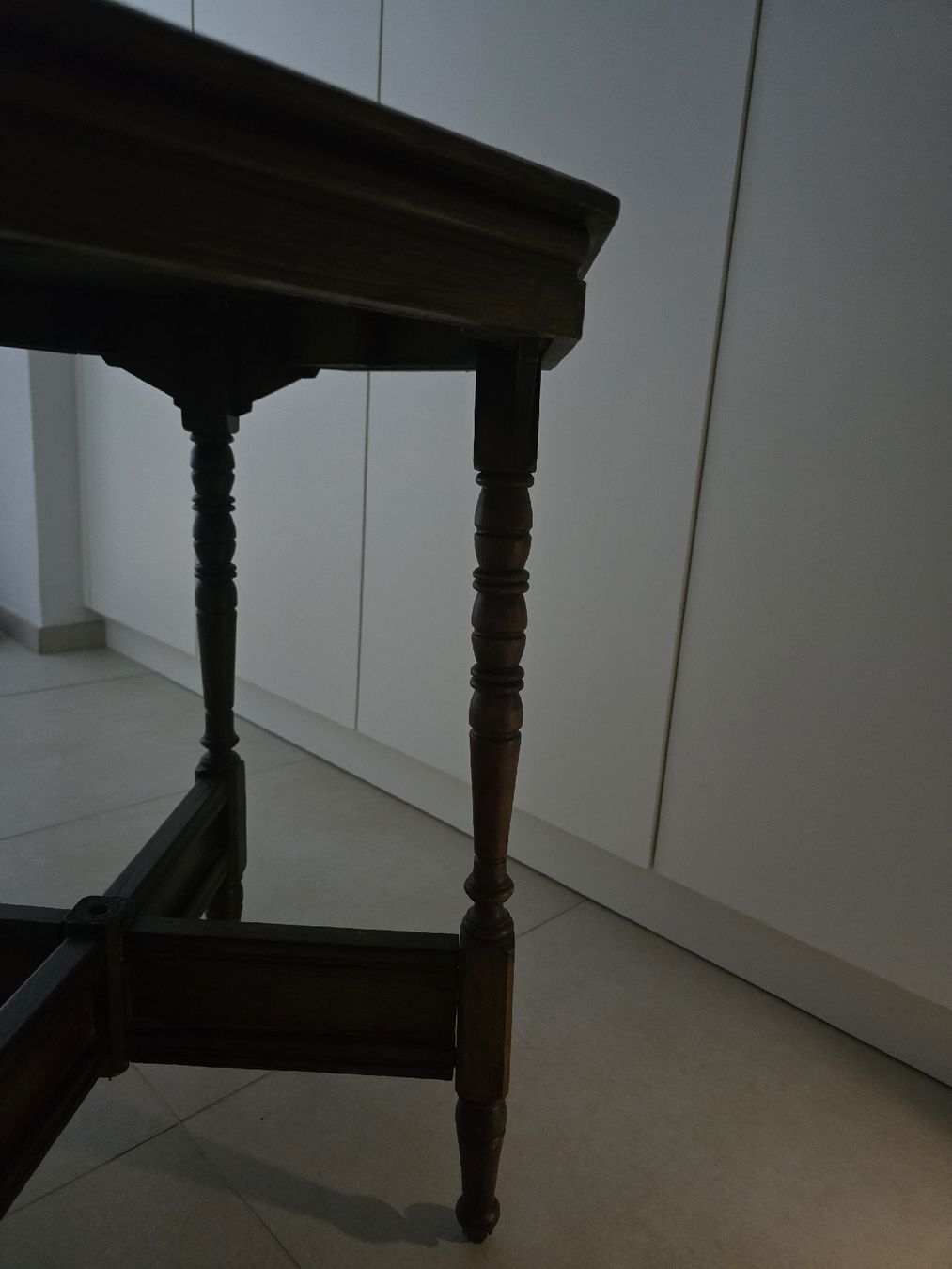 Tavoli: Table d'appoint octogonale antique – Usato da Vouvry venduto da Marr0 2