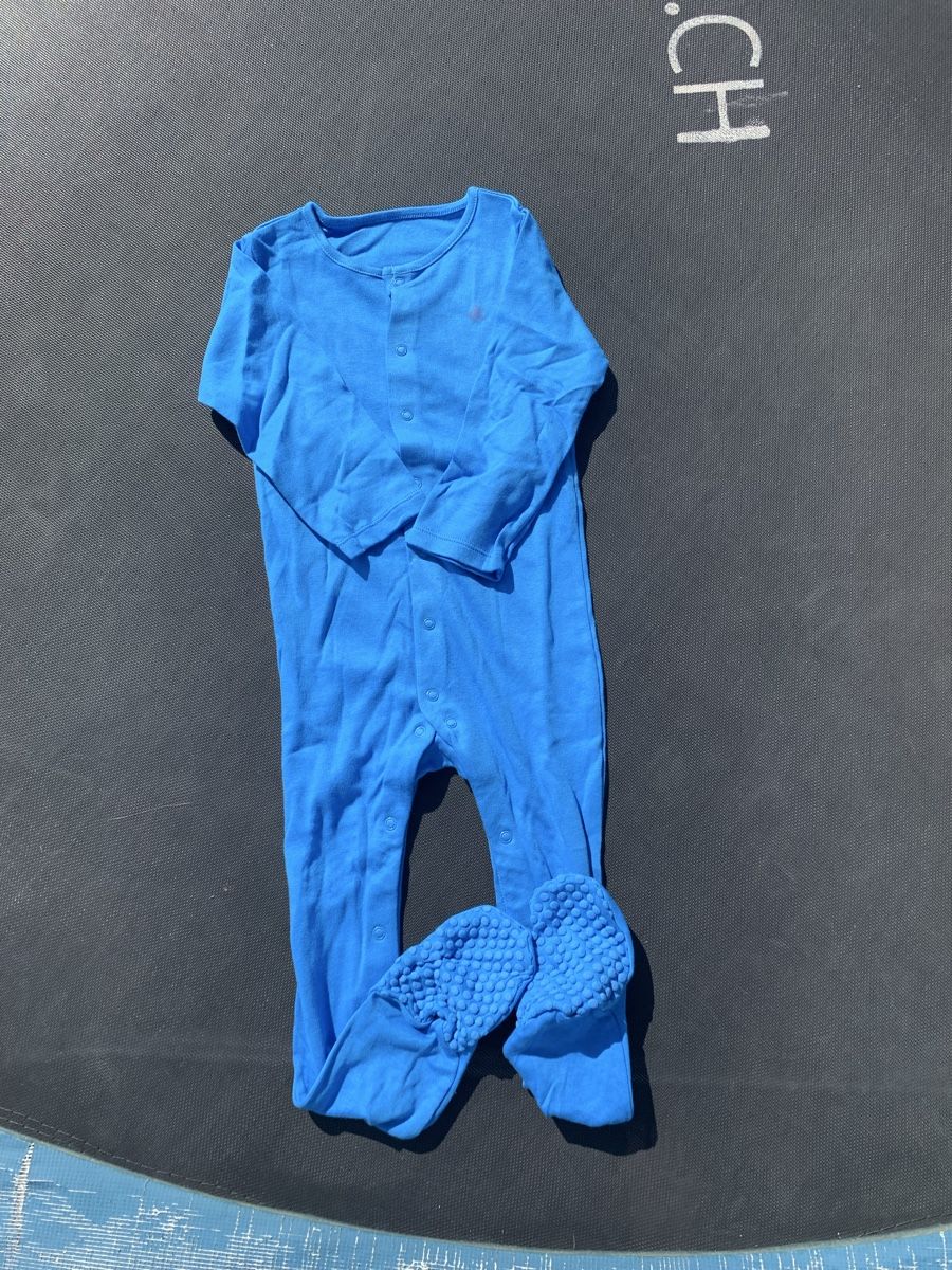 Pigiami: Einteiler Pijama Grösse 98 – Nuovo e nell'imballaggio originale da Kloten venduto da Somers 1