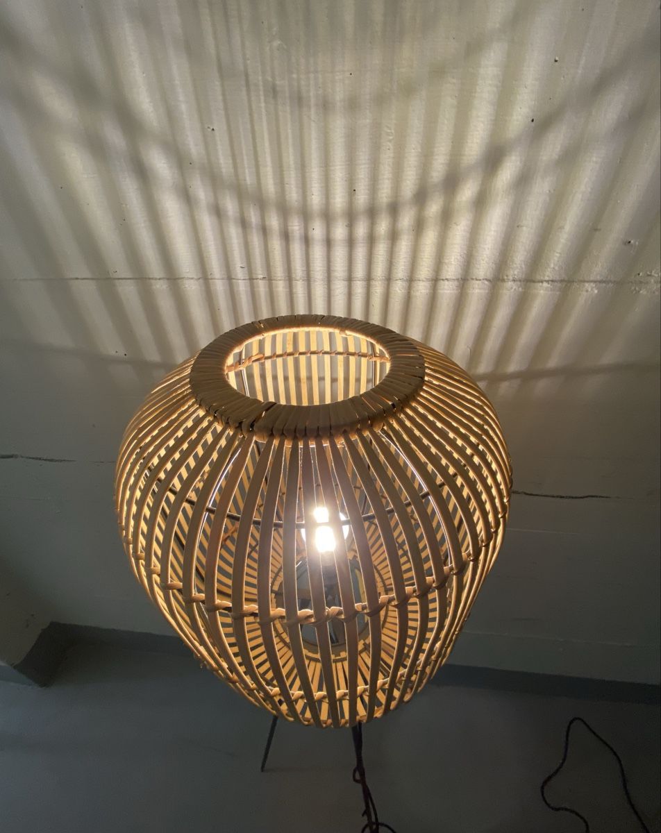 Lampade: Tripot Stehlampe Rattan – Nuovo (secondo la descrizione) da Zürich venduto da Unique2400 2