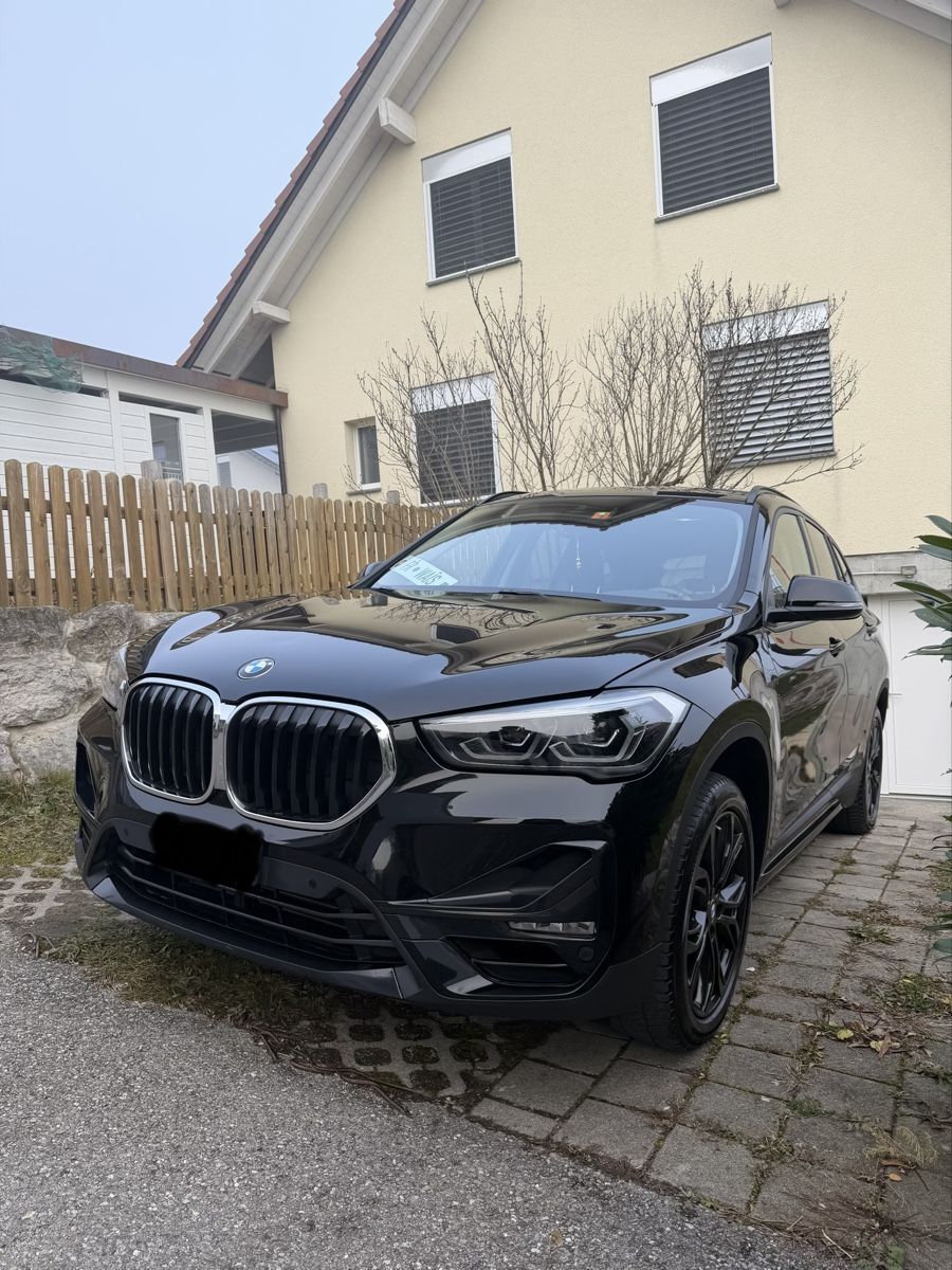 BMW Autos: BMW X1 18isdrive – D'occasion à Flamatt par wai_cv5k