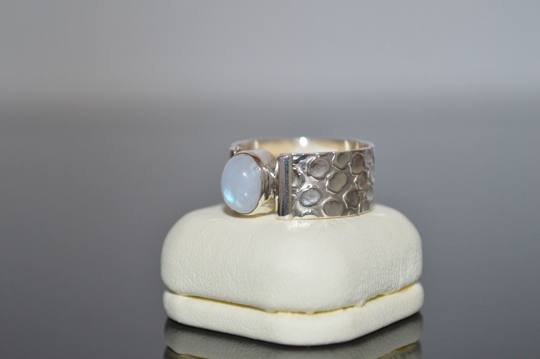 Anelli: LABRODARIT & MOONSTONE RING  Gr.18.5 – Nuovo (secondo la descrizione) da Berg TG venduto da marta970 2