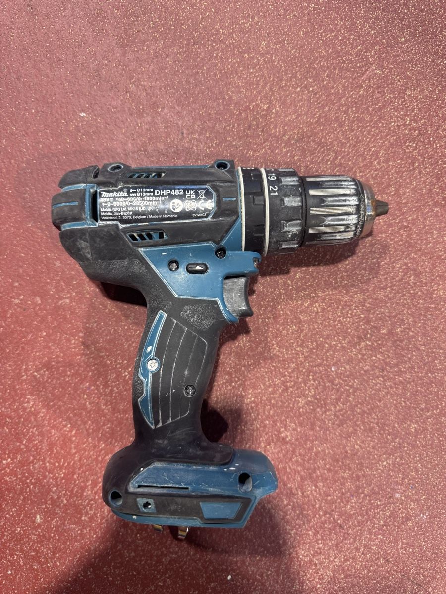 Makita Tutti gli attrezzi: Defekte makita – Difettoso da Buchs SG venduto da Jaci95 2