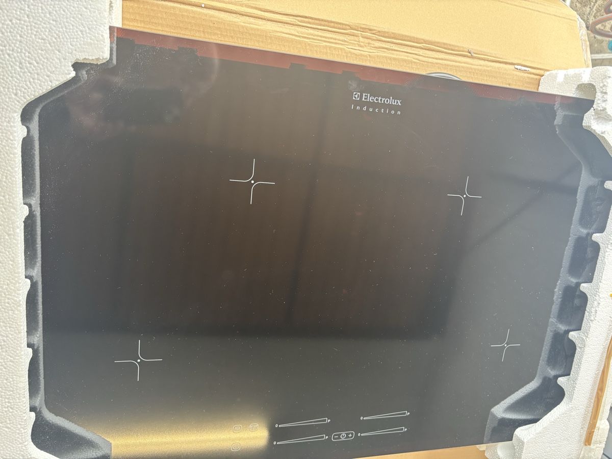 Electrolux Cucine: Herd Elektrolux Induktionen  – Nuovo (secondo la descrizione) da Birmensdorf ZH venduto da ShoopAgent8903