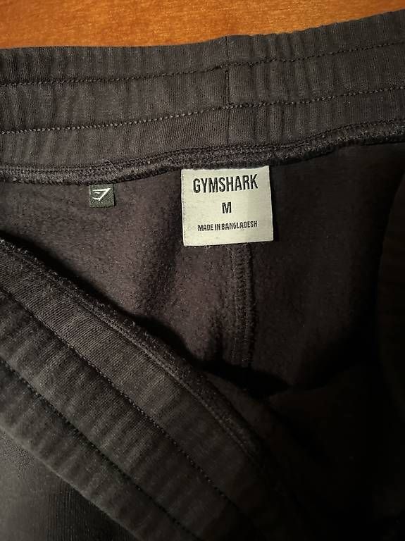 Pantaloni: Joggers GymShark  – Usato da Arogno venduto da mat_r8nt 2