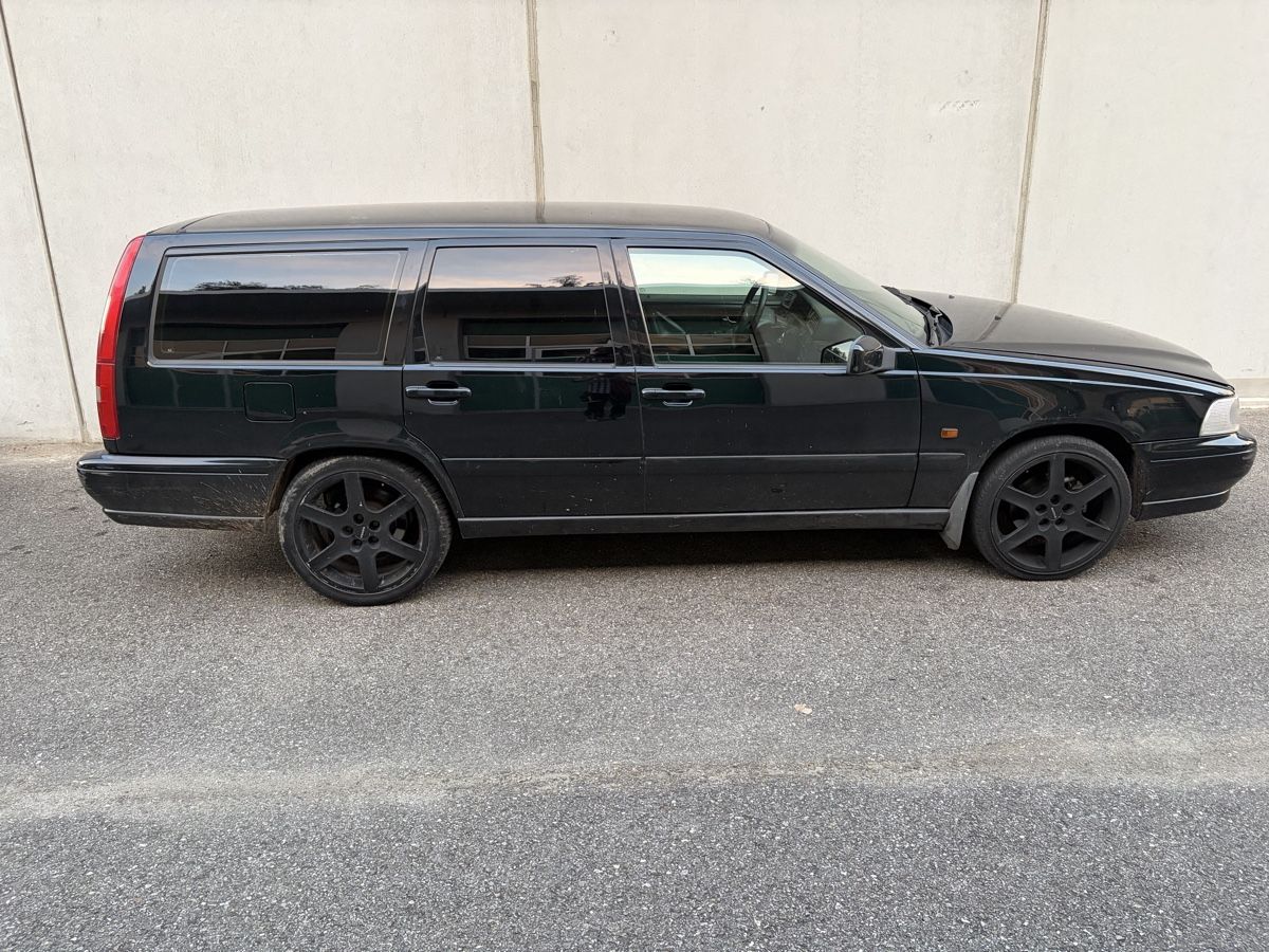 Volvo Automobili: Volvo V70 mit mfk – Usato da Gondiswil venduto da NEFjoesty 2