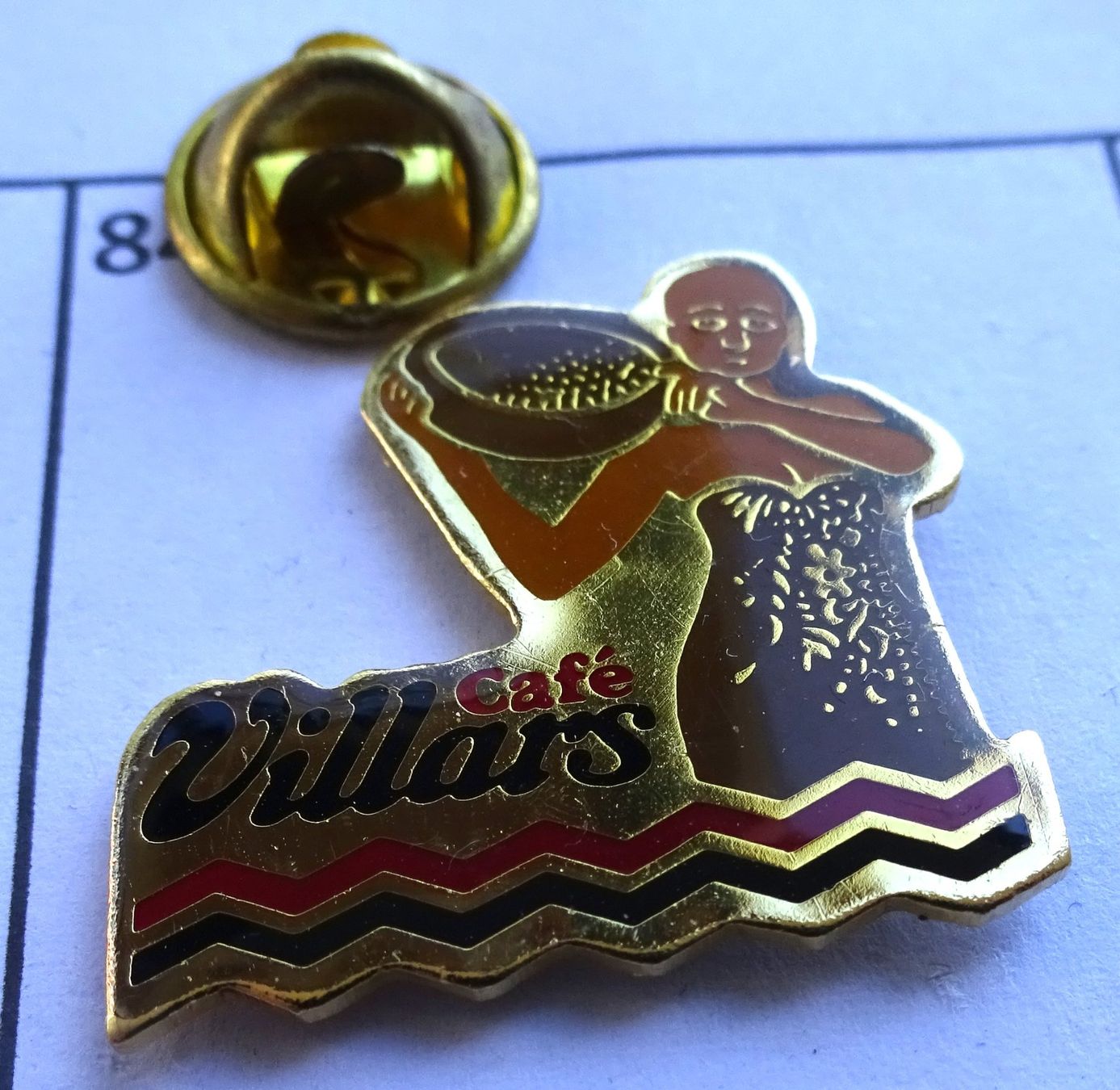 Plaketten & Abzeichen: Pin CAFE VILLARS – Gebraucht aus Utzenstorf von BUtter81