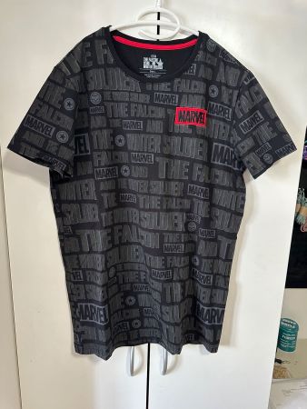 Marvel Schriftzug T-Shirt (L)