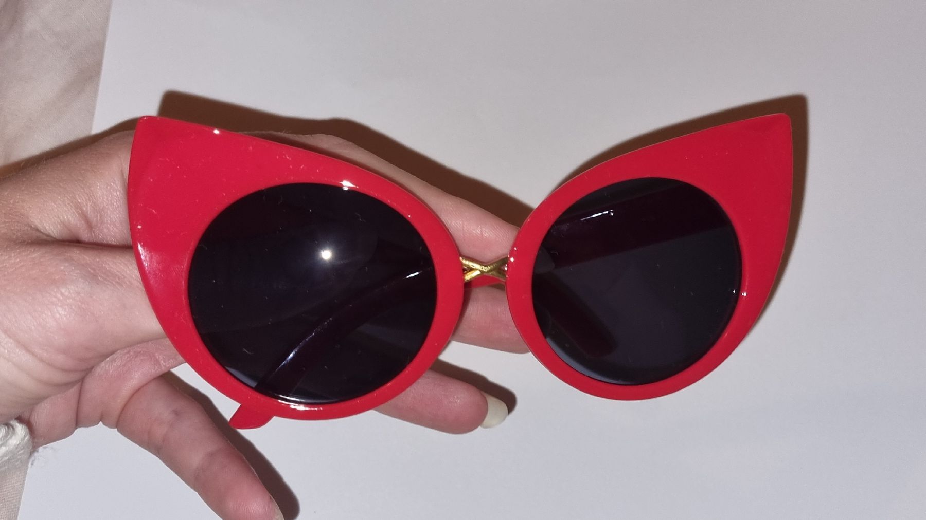 Occhiali & Lenti: Sonnenbrille rot Cat Eye – Nuovo (secondo la descrizione) da Zürich venduto da norhai